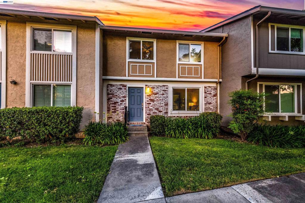 3734 Carrigan Cmn Property Photo 31