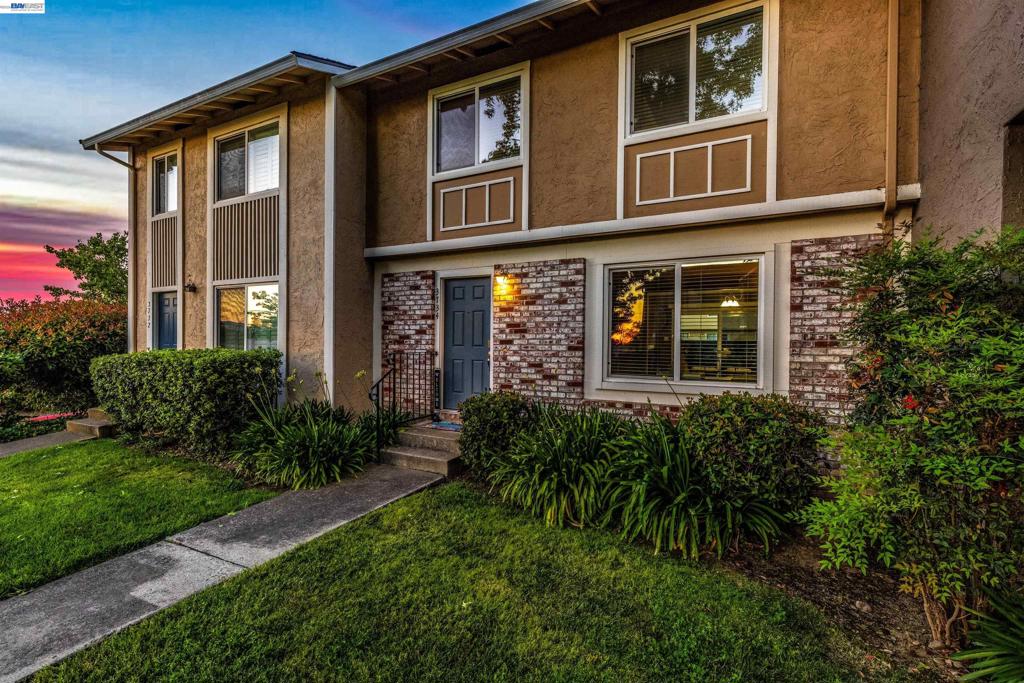 3734 Carrigan Cmn Property Photo 33