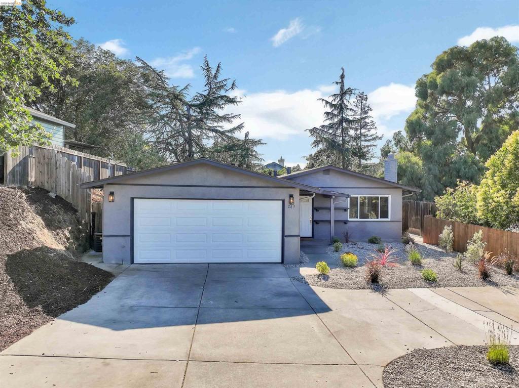 263 Morello Avenue Property Photo 2