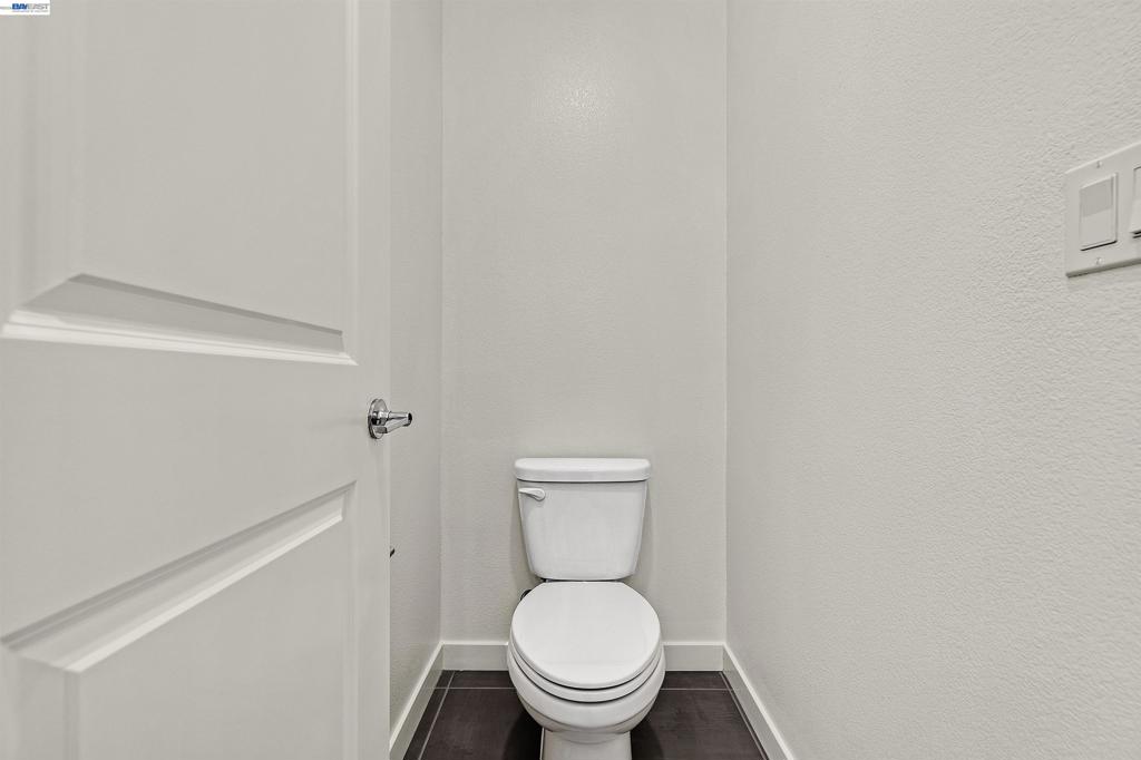 5885 Cadence Ave Property Photo 22