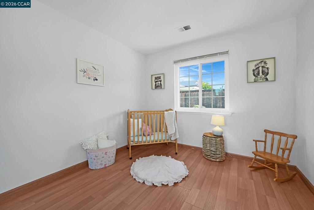 4009 Denver St Property Photo 12