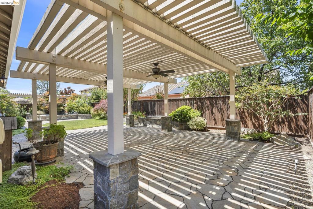 6432 Laurel Creek Pl Property Photo 47