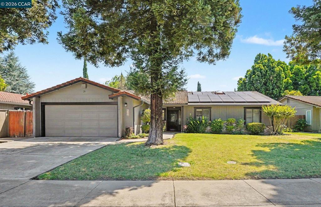 2356 Golden Bear Circle Property Photo 2
