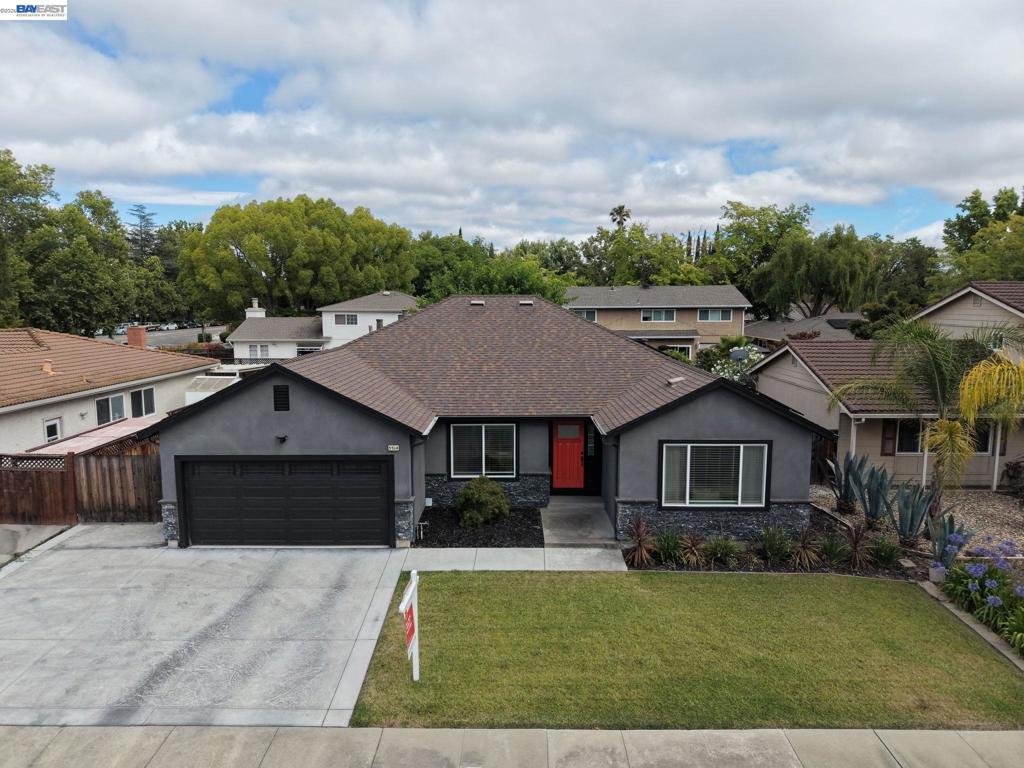 5514 Paseo Navarro Property Photo 2