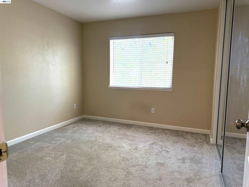 1116 Cunningham St Property Photo 15