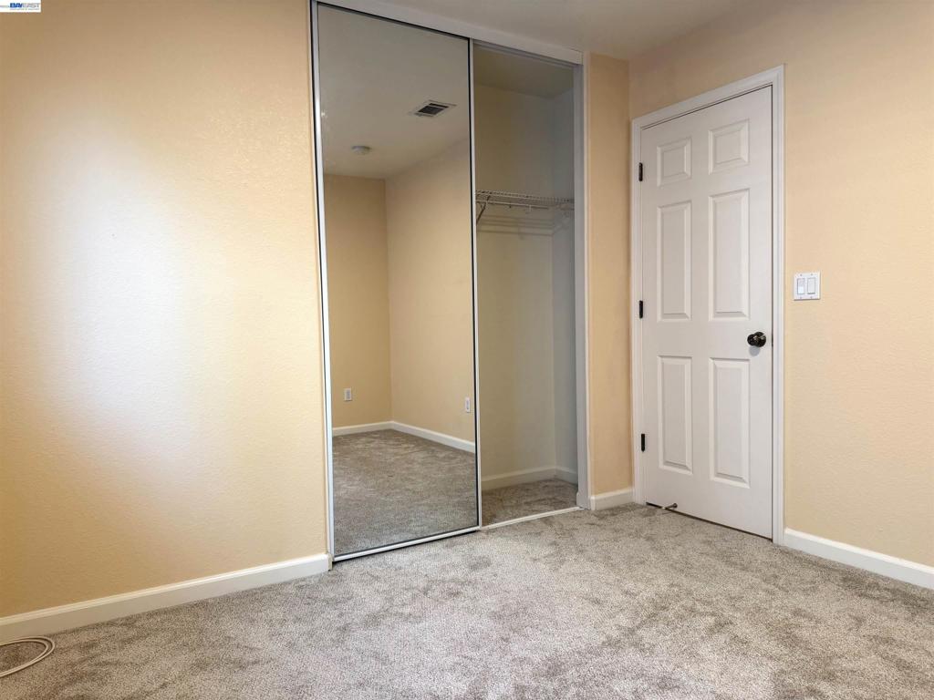 1116 Cunningham St Property Photo 17