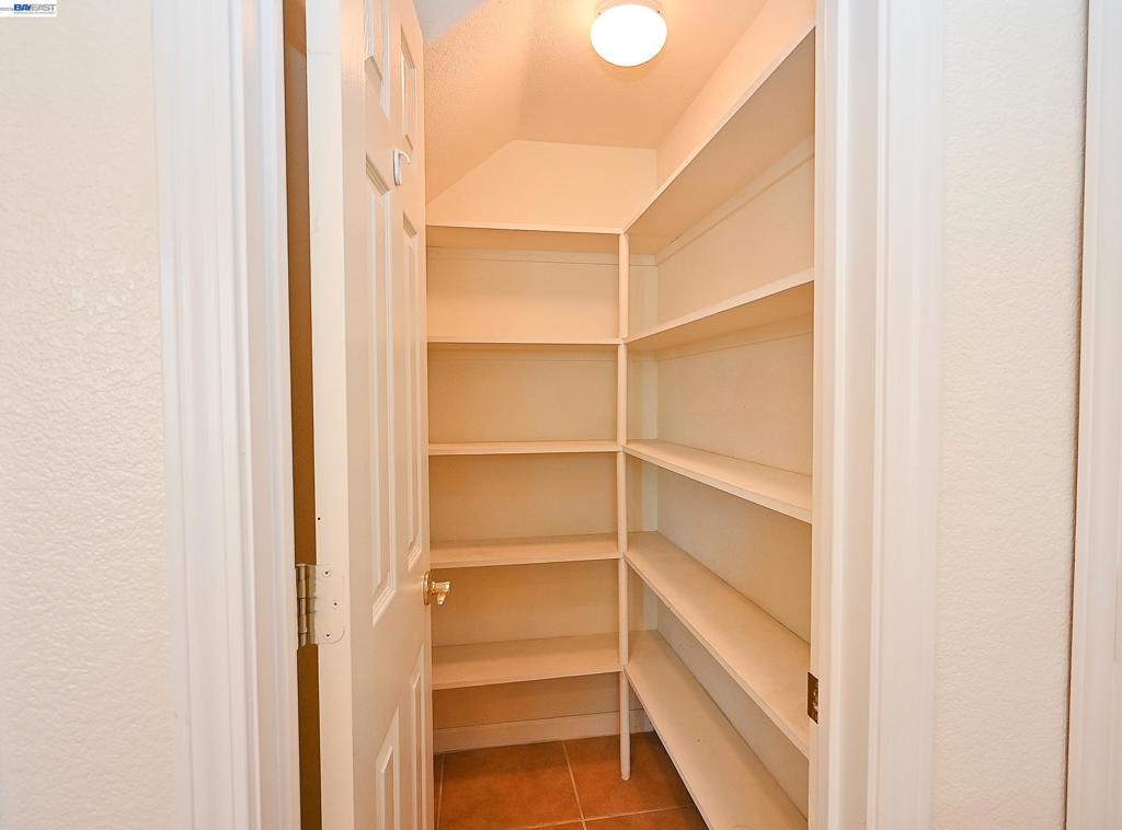 4189 Tessa Place Property Photo 11