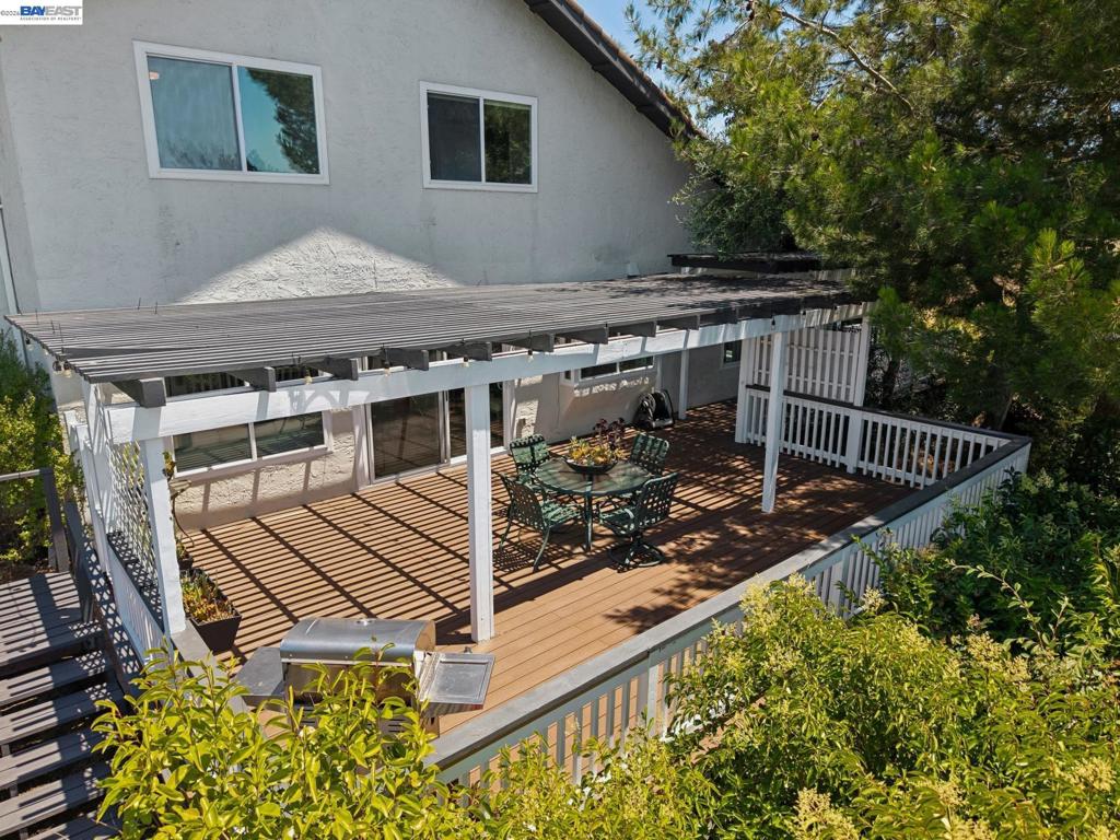 4618 Setting Sun Dr Property Photo 11