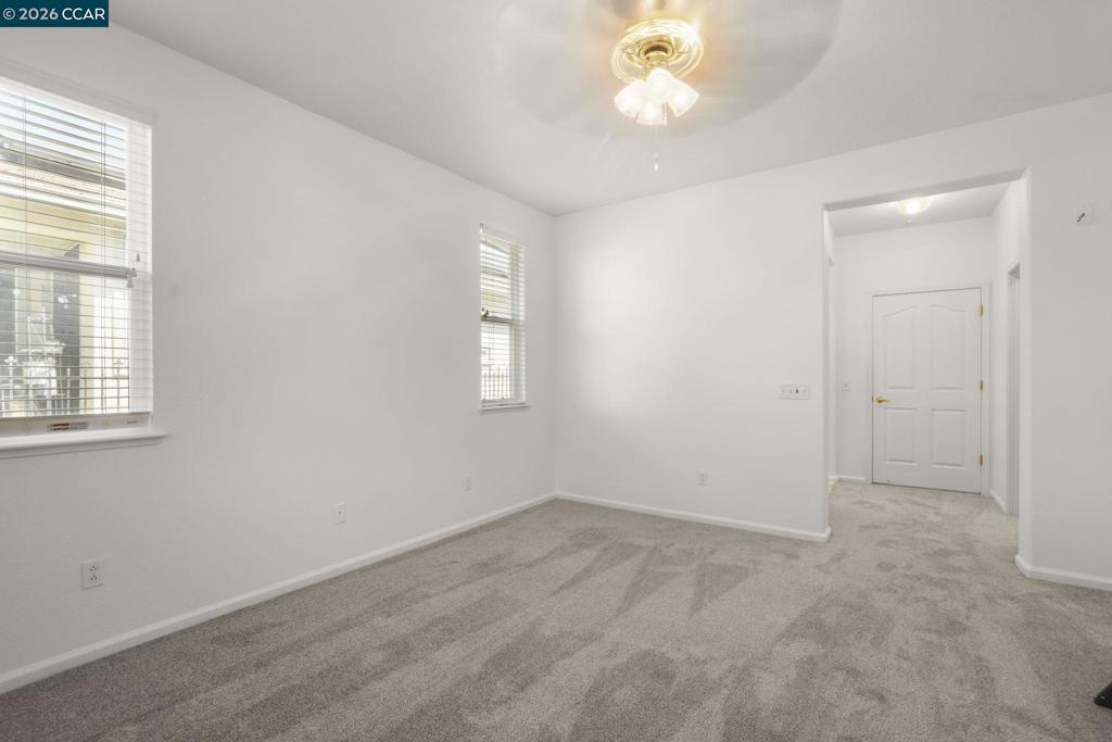 1637 Regent Dr Property Photo 19