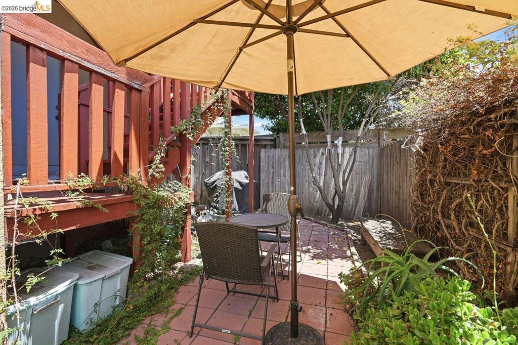 1045 Stanford Ave 2 Property Photo 27