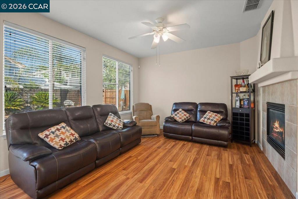 2507 Pearlite Way Property Photo 5