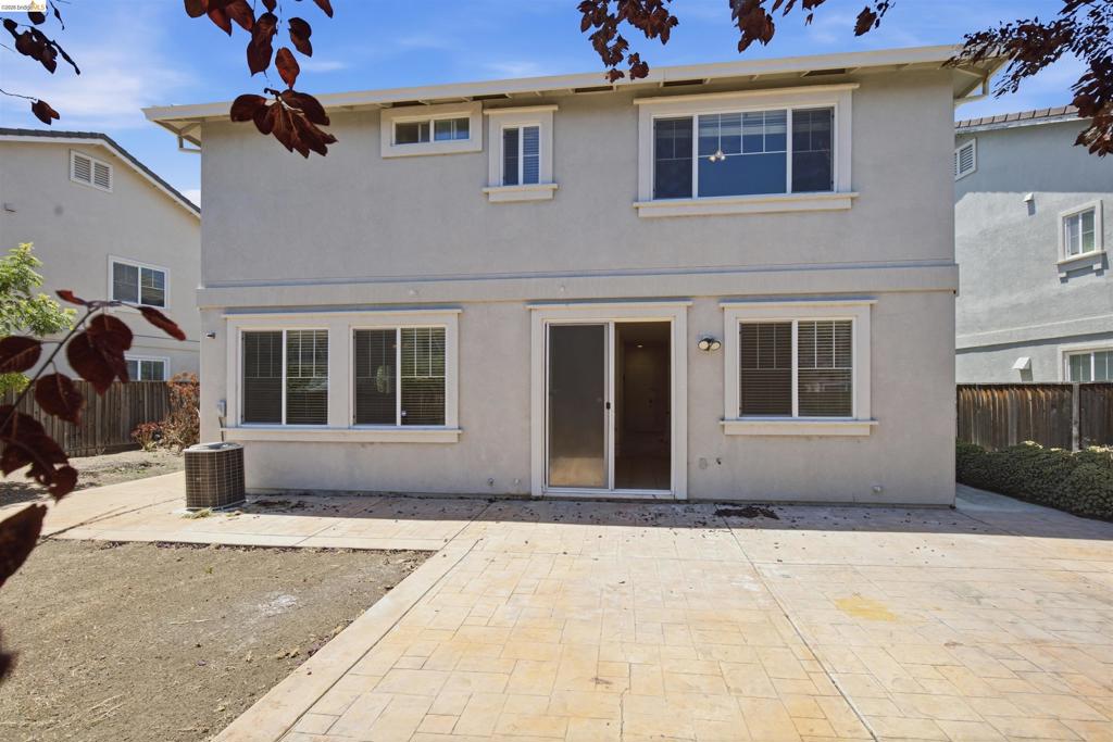 5217 Rainwood Way Property Photo 25
