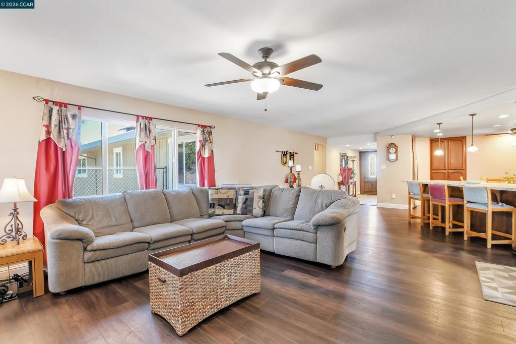 2791 Vine Hill Road Property Photo 8
