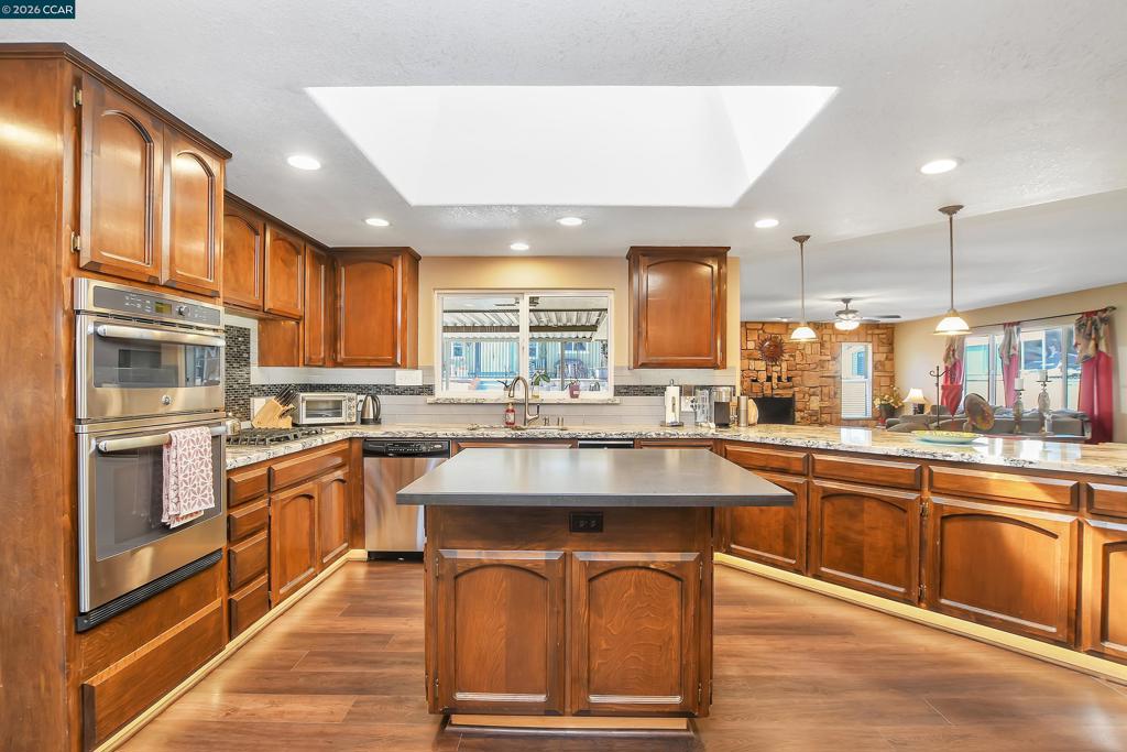 2791 Vine Hill Road Property Photo 11