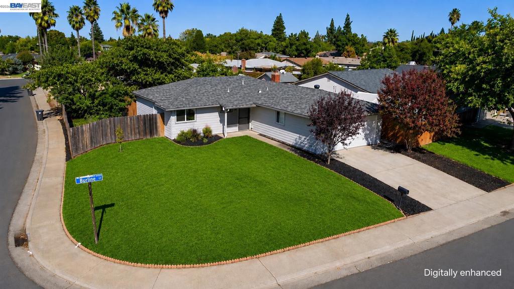 9901 Burline Street Property Photo 4