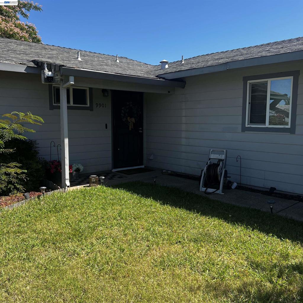 9901 Burline Street Property Photo 15