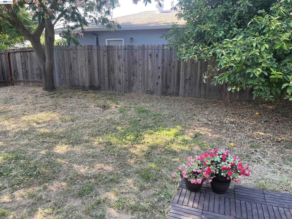 9901 Burline Street Property Photo 39