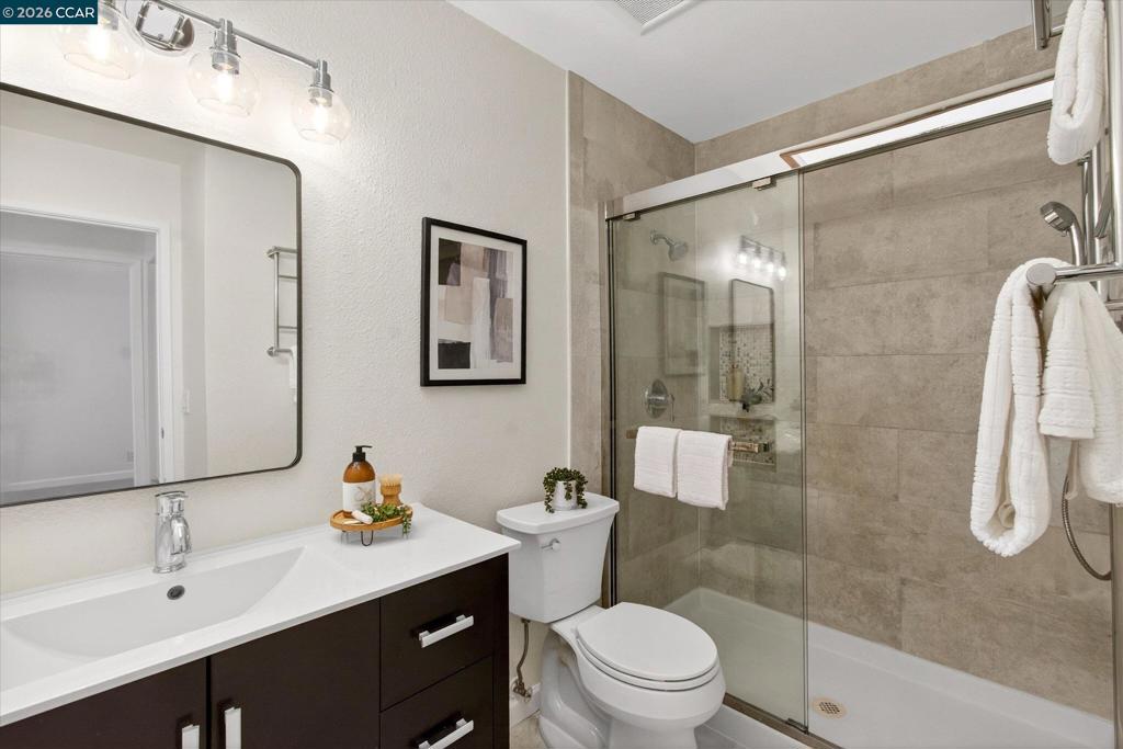 714 Navaronne Way Property Photo 35