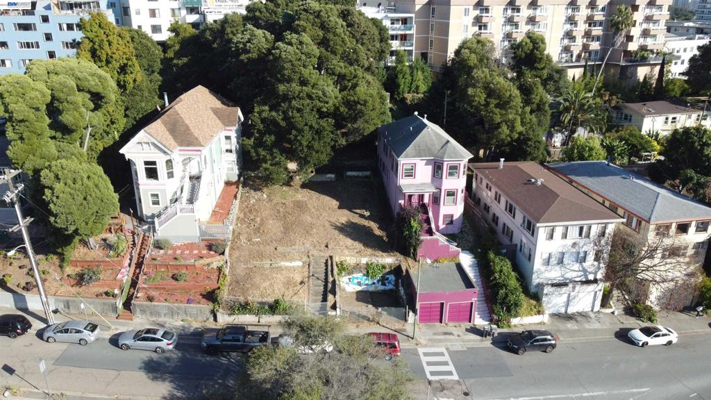 176 Orange St Property Photo 1