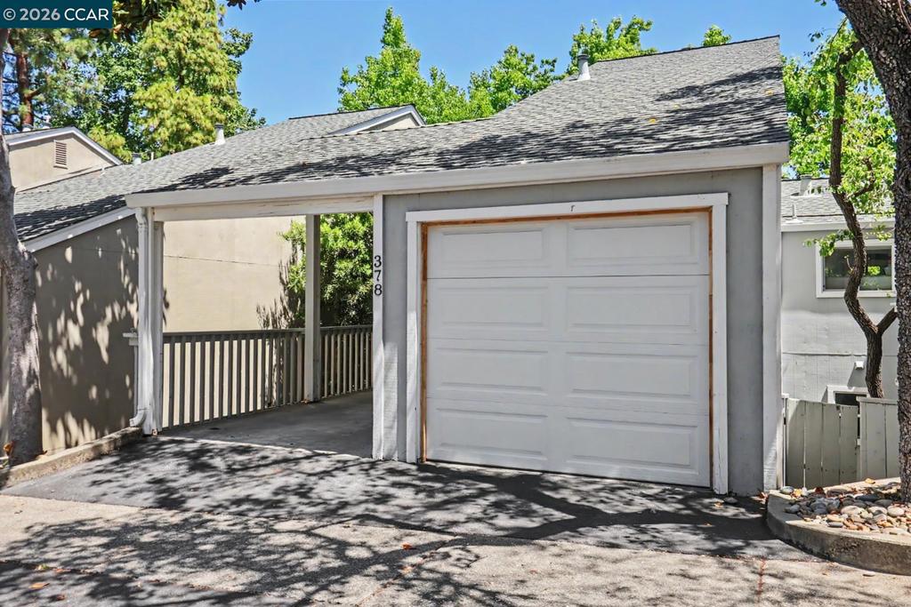 378 Camelback Rd Property Photo 24
