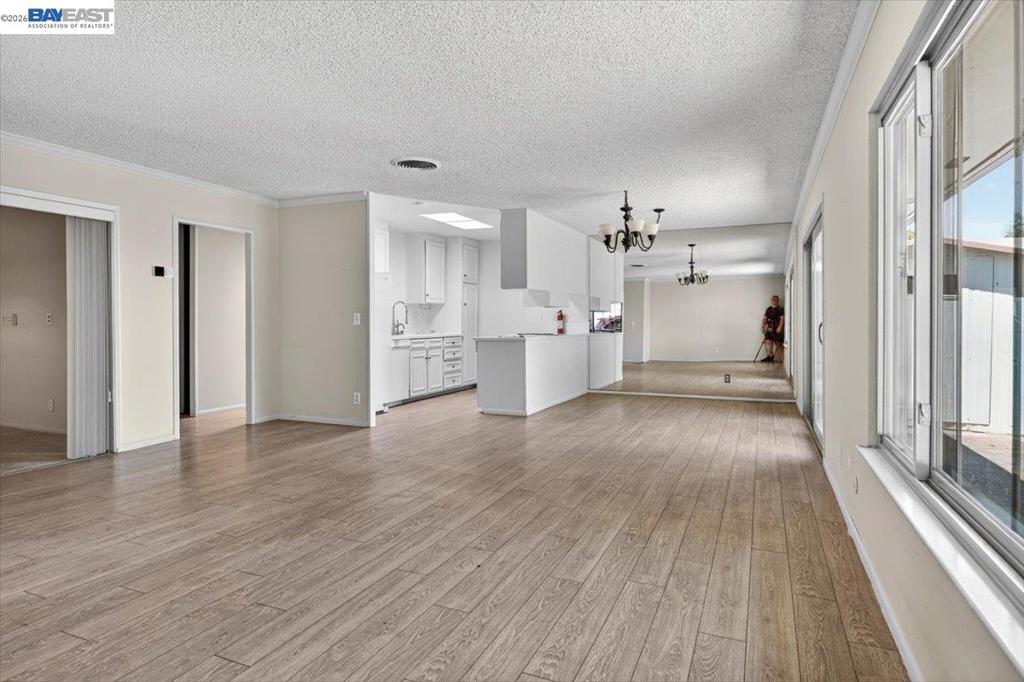 1912 Ptarmigan Dr 2 Property Photo 10