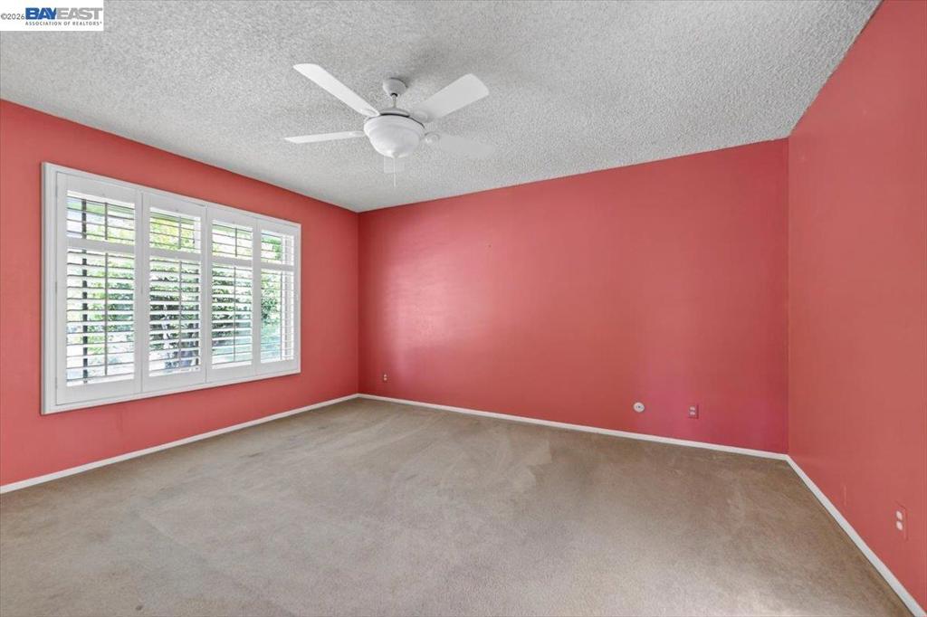 1912 Ptarmigan Dr 2 Property Photo 13
