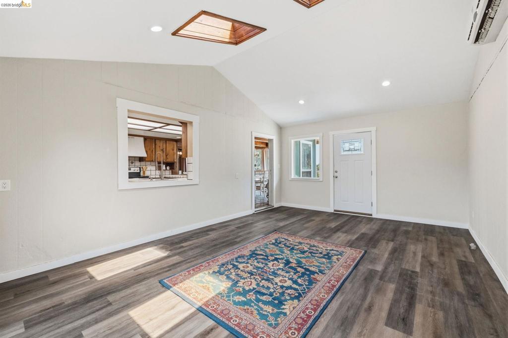 10465 Violetta Way Property Photo 16