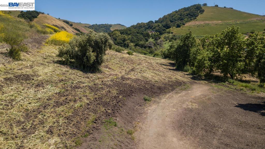 12780 Clayton Rd Property Photo 9