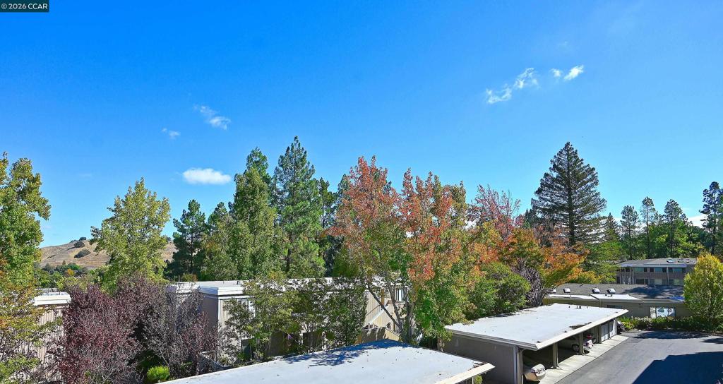 1361 Singingwood Ct 7 Property Photo 1