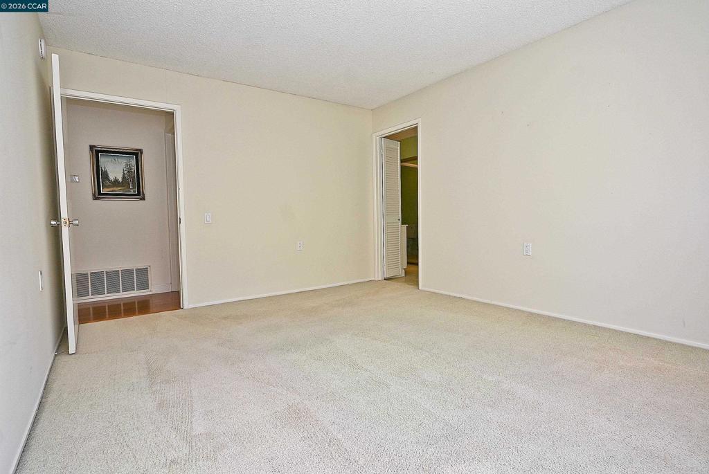 1361 Singingwood Ct 7 Property Photo 29