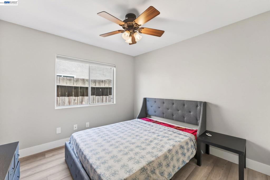 250 Fox Meadow Ct Property Photo 8