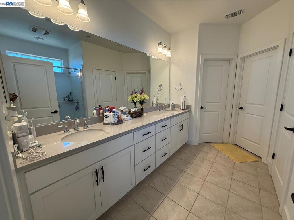 1509 Adelsheim Ave Property Photo 10