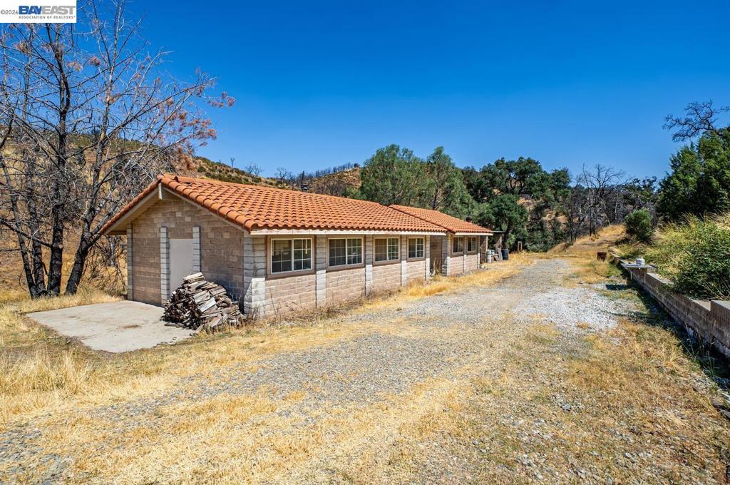 51000 Mines Rd. Property Photo 1