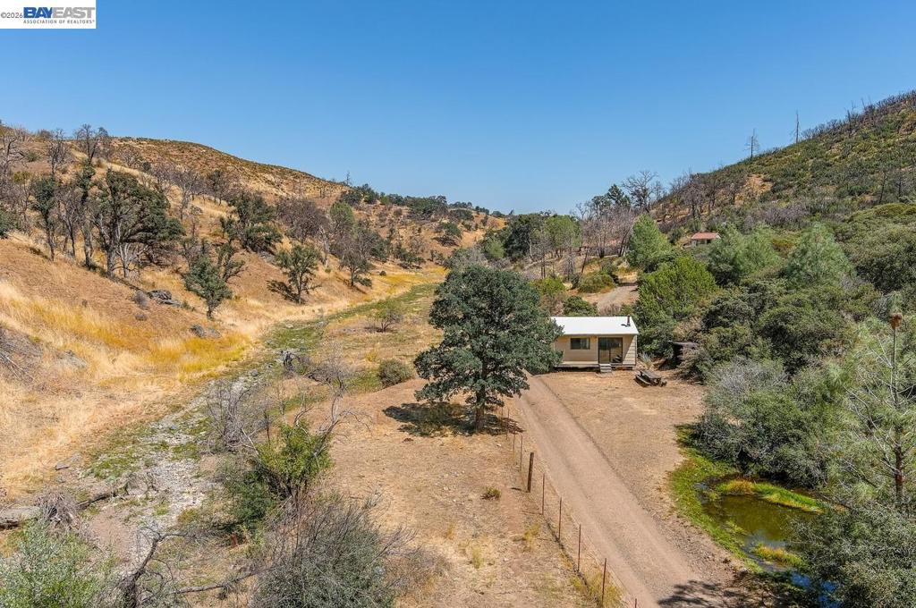 51000 Mines Rd. Property Photo 10