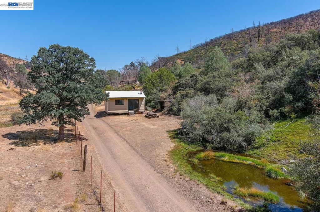 51000 Mines Rd. Property Photo 11