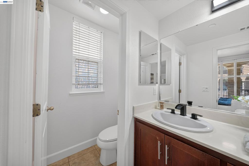 1656 Lee Way Property Photo 23