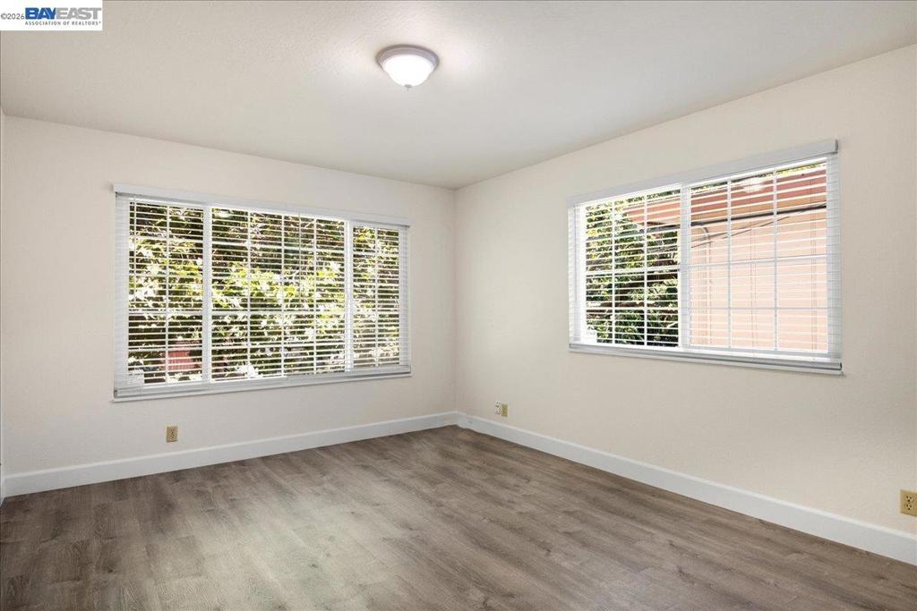 21585 Montgomery St Property Photo 12