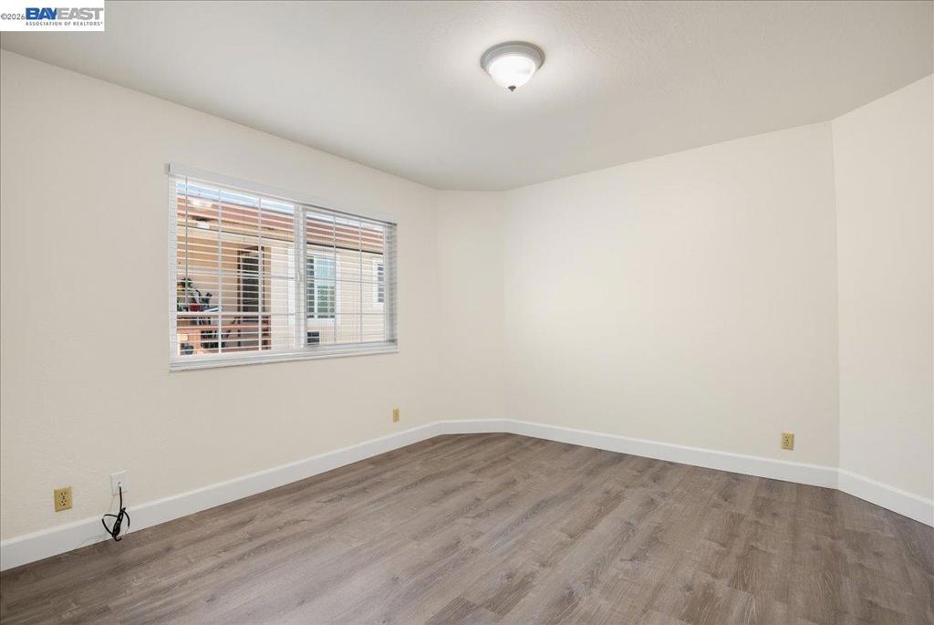 21585 Montgomery St Property Photo 13