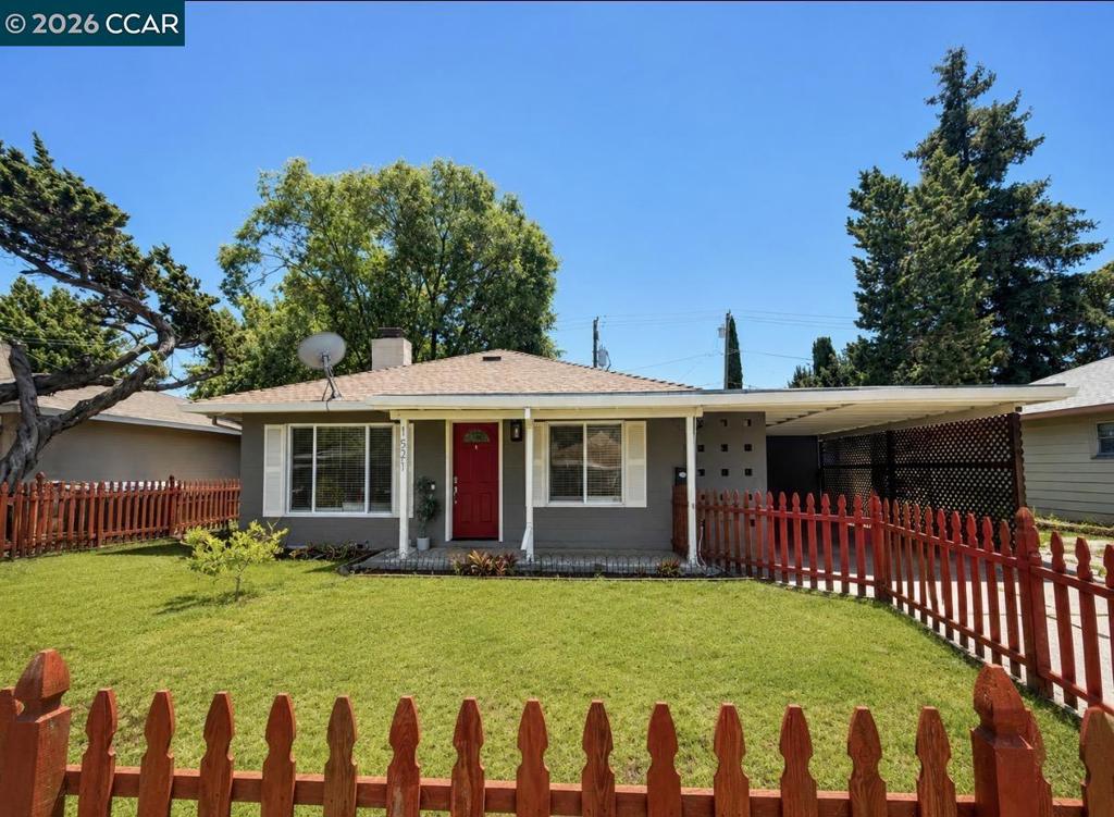 1521 Empire Property Photo 1