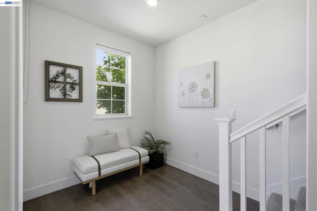 8544 Leeward Way Property Photo 17