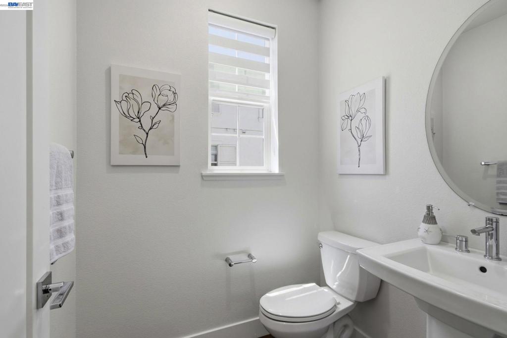 8544 Leeward Way Property Photo 31