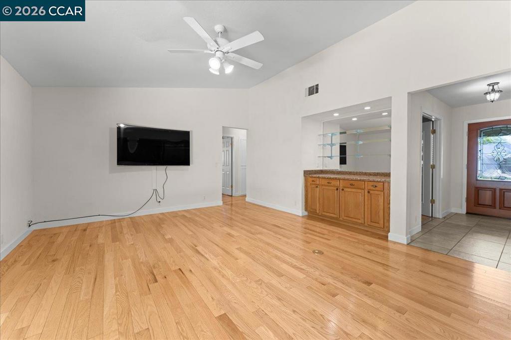 472 Cordoba Ln Property Photo 14
