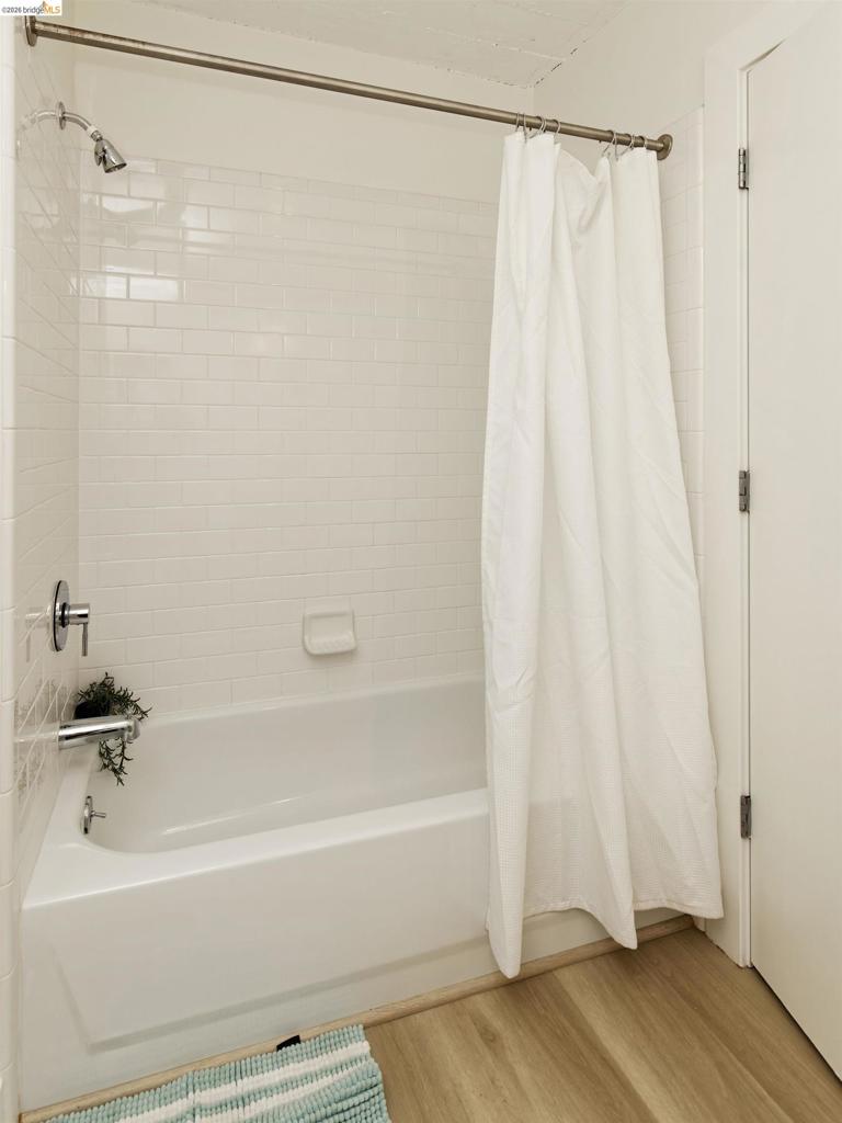 1201 Pine St 315 Property Photo 22
