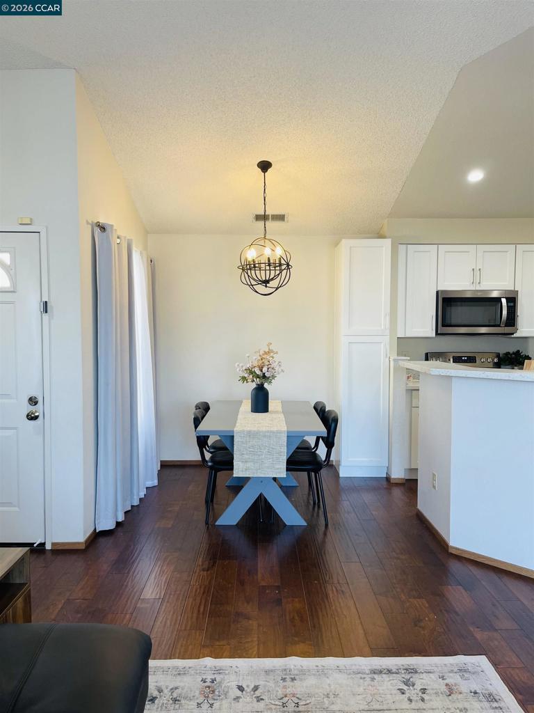 1111 Devonwood Property Photo 9