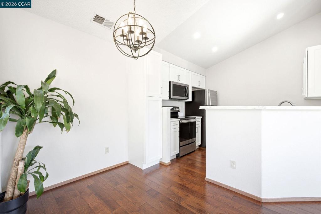 1111 Devonwood Property Photo 11