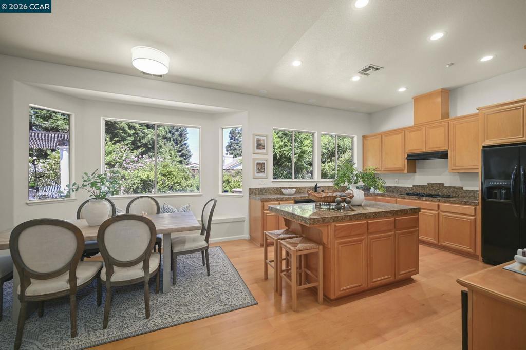 1895 Renee Way Property Photo 12