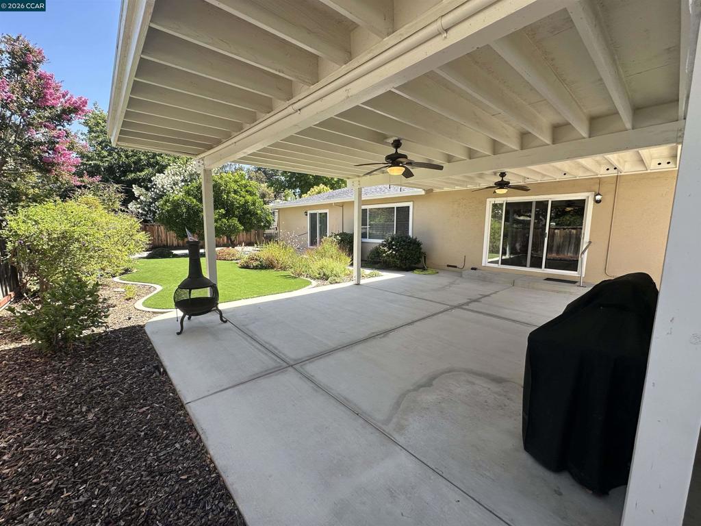 1707 Bishop Dr Property Photo 24