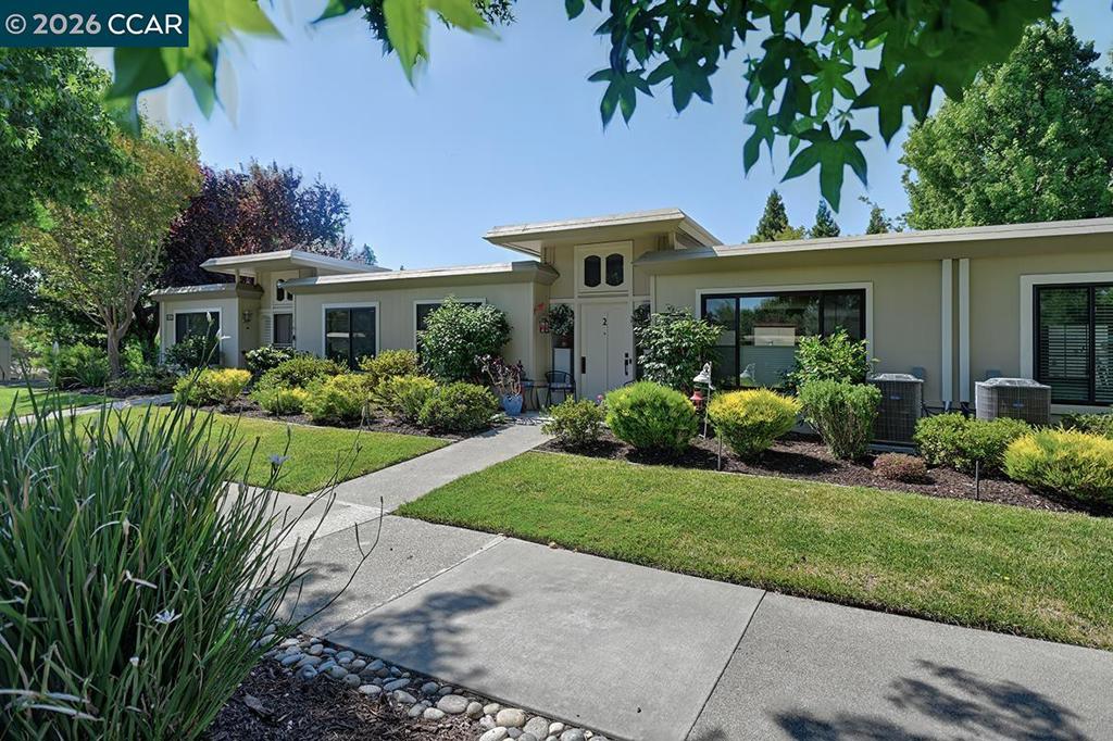 1124 Oakmont Dr 2 Property Photo 1