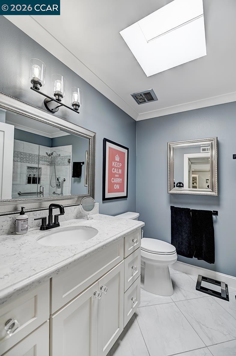 1124 Oakmont Dr 2 Property Photo 16