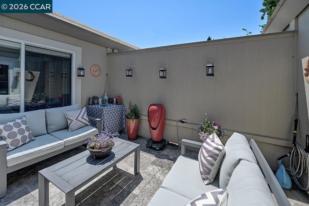 1124 Oakmont Dr 2 Property Photo 26